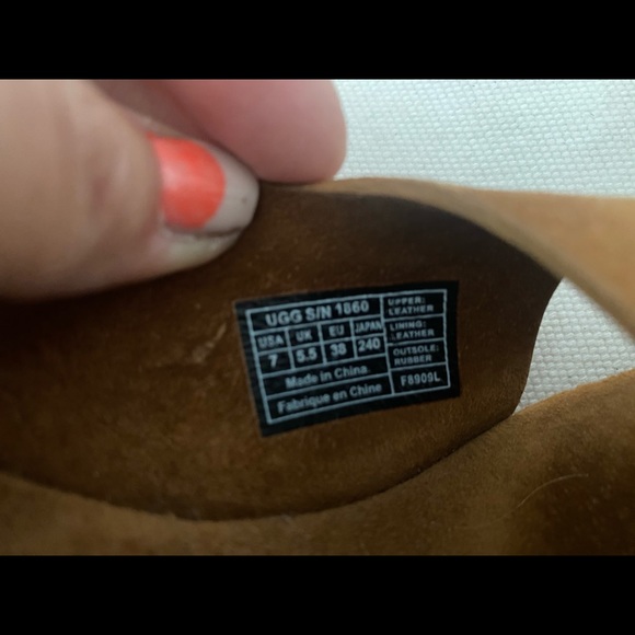 Ugg Wedge sandals with back strap - Picture 5 of 7